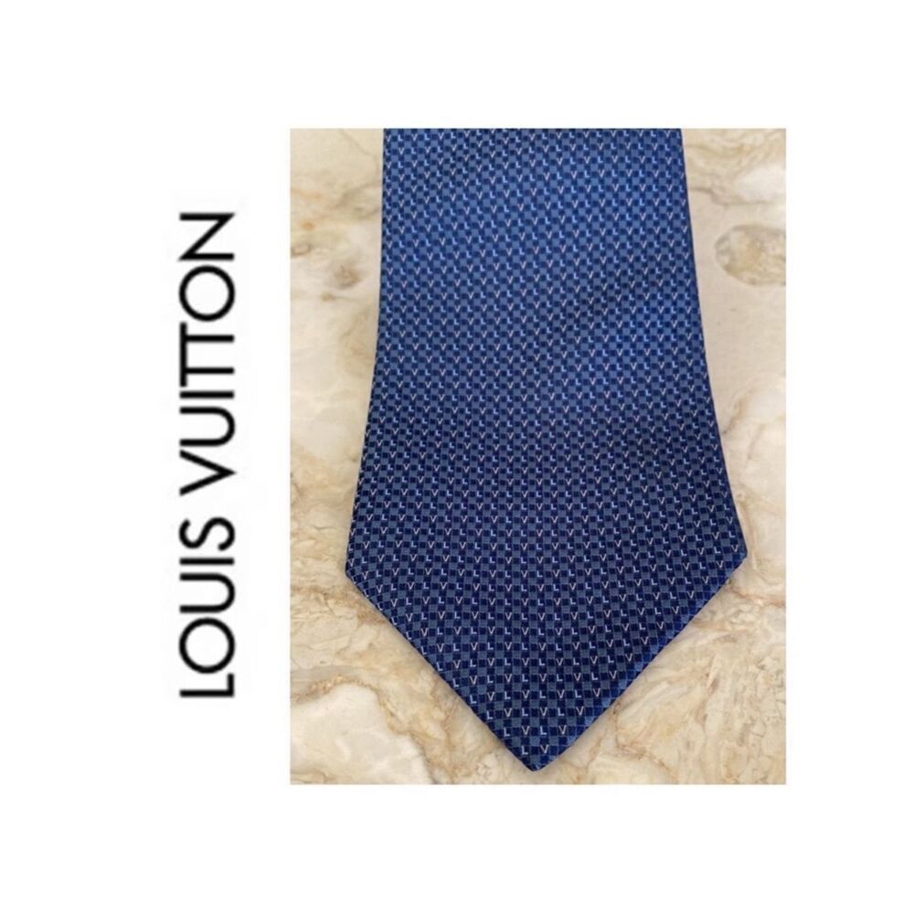 Louis Vuitton LV Monogram 100% Silk Tie